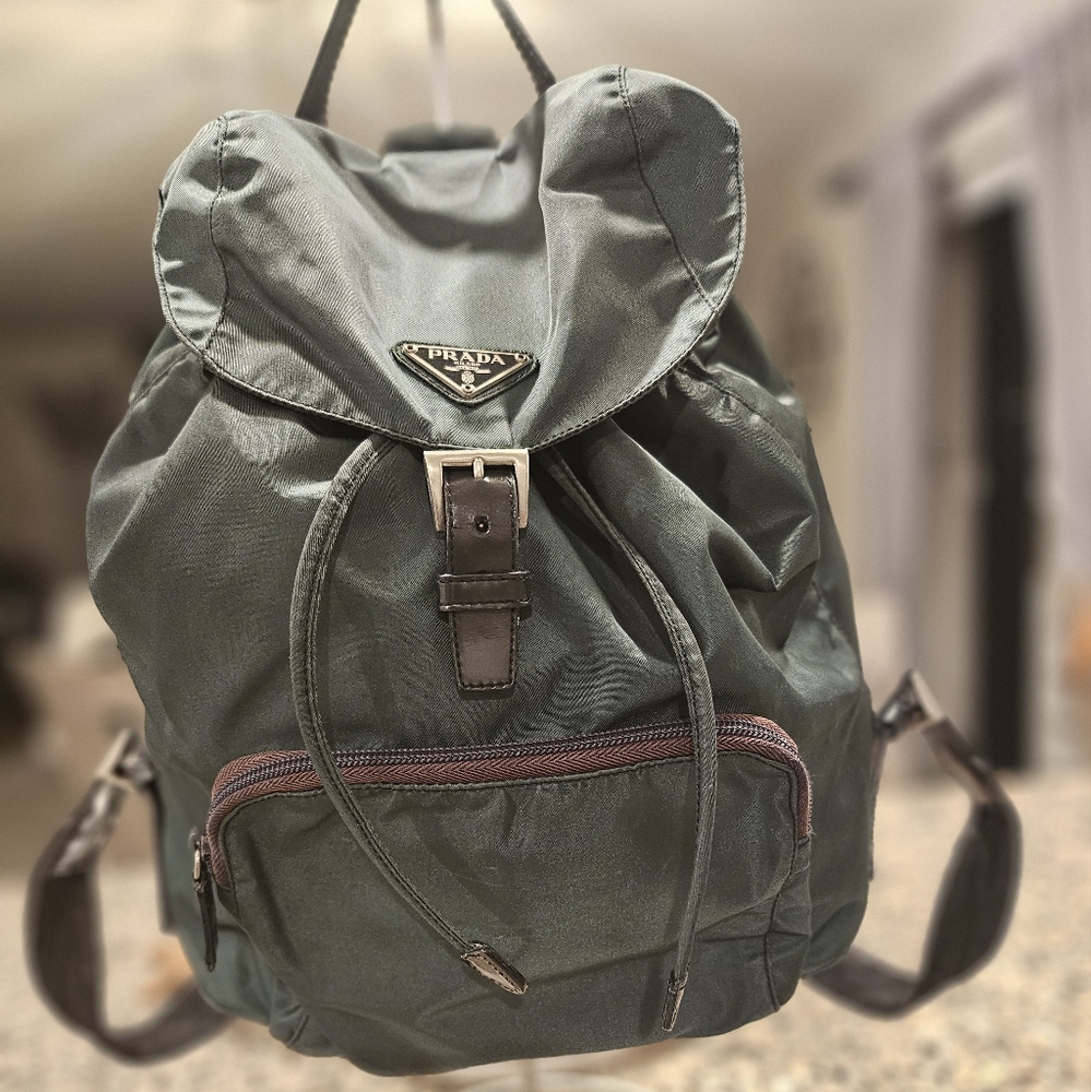 Authentic Prada Backpack Guc - image 1